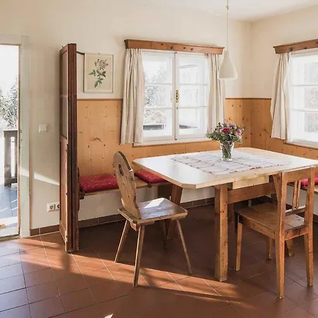 2 Chalets Шале Инсбрук